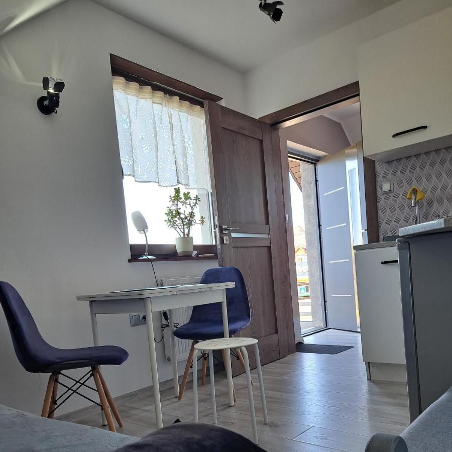 Maly Apartamencik Teo Rewal Exterior foto